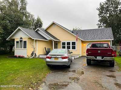 11600 E Crimsonview Dr Palmer, AK 99645