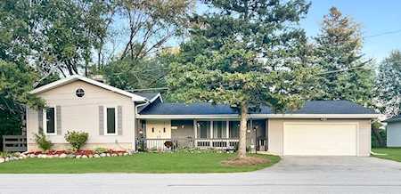 1153 Valley Ln Green Bay, Village of Howard, WI 54303-6439