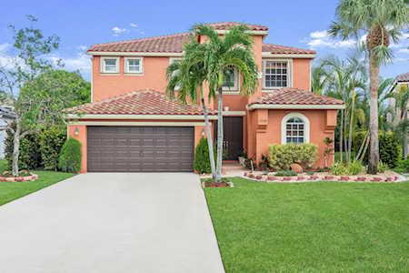 2728 Misty Oaks Circle Royal Palm Beach, FL 33411