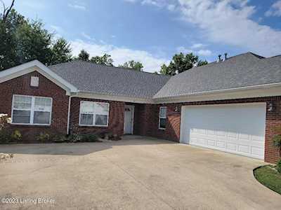 140 Bullitt Creek Dr Shepherdsville, KY 40165