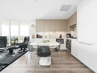 8181 Chester Street #806 Vancouver, BC V5X 0J9