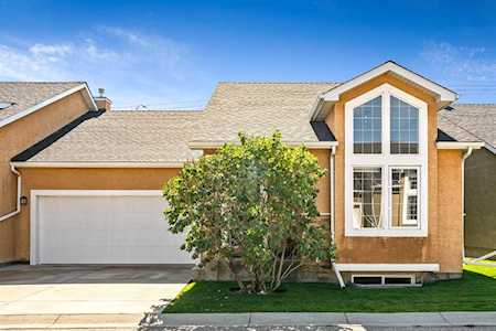 79 Cedargrove Ln SW Calgary, AB T2W 6J1