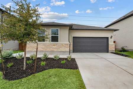 119 Adeline RD Hutto, TX 78634