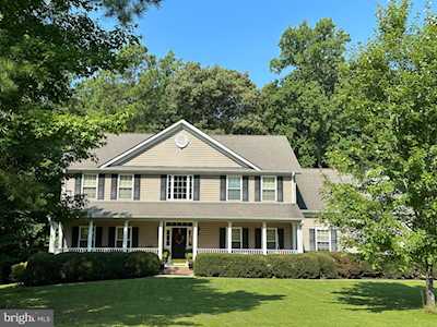 23411 Chandler Ct Hollywood, MD 20636