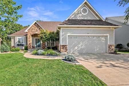 1621 Prospect Village Dr Lake St Louis, MO 63367