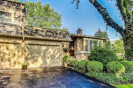 2S738 Avenue Cherbourg Oak Brook, IL 60523