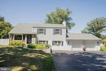63 Rossiter Ave Phoenixville, PA 19460