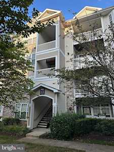 503 Sunset View Terrace SE #406 Leesburg, VA 20175