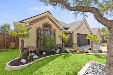 8204 Bowspirit Lane Fort Worth, TX 76053