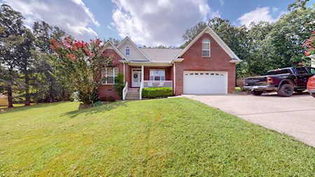 1497 N Hummingbird Ln Dickson, TN 37055