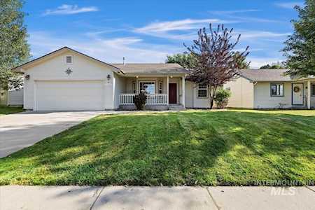 11121 W Red Maple Dr. Boise, ID 83709