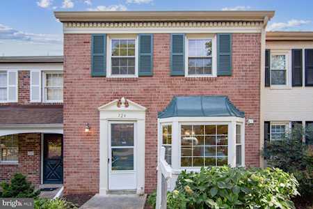 724 Azalea Dr Rockville, MD 20850