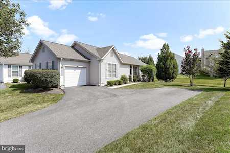 706 E Gray Fox Ln Glen Mills, PA 19342
