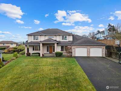 2201 Hillside Dr NE Tacoma, WA 98422
