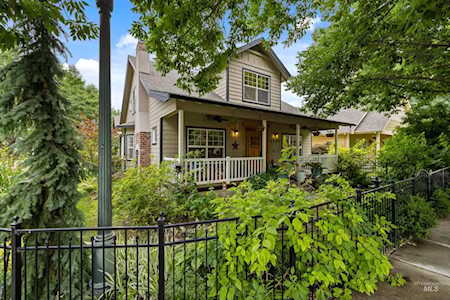 2395 E Gloucester Place Boise, ID 83706