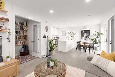 2333 Napier Street Vancouver, BC V5L 2P4