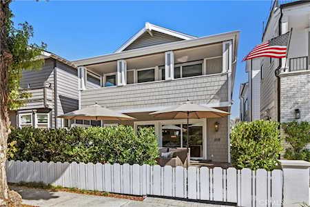 618 Acacia Ave Corona Del Mar, CA 92625