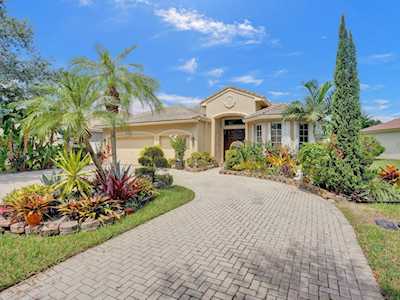 5933 NW 56th Dr Coral Springs, FL 33067