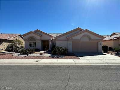 2304 Sierra Heights Dr Las Vegas, NV 89134
