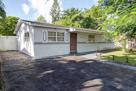 7204 SW 4th St North Lauderdale, FL 33068