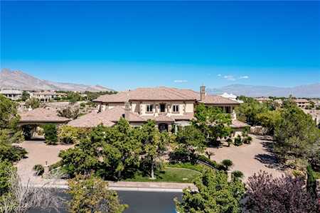 9508 Kings Gate Ct Las Vegas, NV 89145