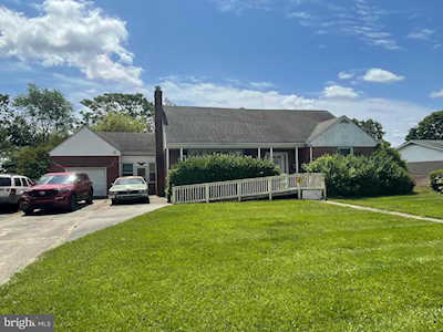 728 E Loockerman St Dover, DE 19901