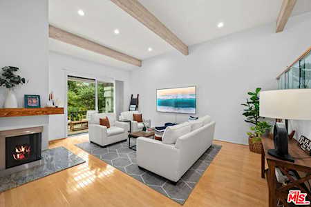 17264 Palisades Circle Pacific Palisades, CA 90272