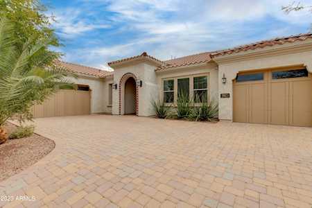 2923 E Constance Way Phoenix, AZ 85042