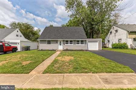 1101 E Willow Run Dr Wilmington, DE 19805