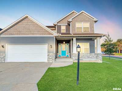 1411 Eagle Ave Washington, IL 61571