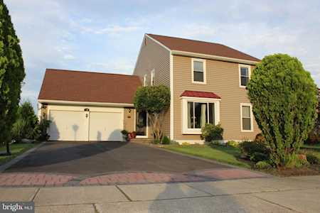 45 N Kingscroft Dr Bear, DE 19701