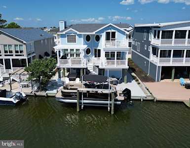 12 Oyster Bay Dr Fenwick Island, DE 19944