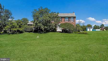 1525 Fairhill Rd Sellersville, PA 18960