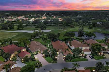 8029 Via Fiore Sarasota, FL 34238