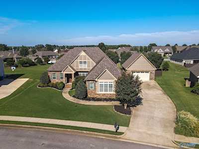 24180 Beacon Circle Athens, AL 35613