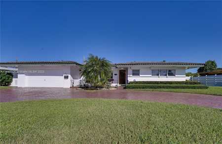 417 N Highland Dr Hollywood, FL 33021