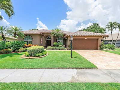 5698 Aspen Ridge Circle Delray Beach, FL 33484