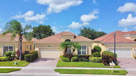 7087 Demedici Circle Delray Beach, FL 33446