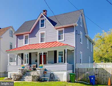 404 Taylor Ave Catonsville, MD 21228