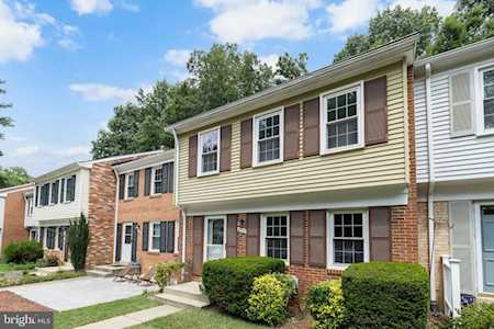8378 Uxbridge Ct Springfield, VA 22151
