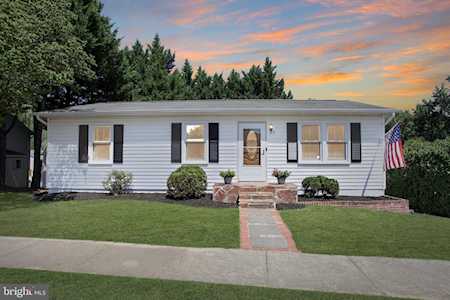 133 Oak View Dr SE Leesburg, VA 20175