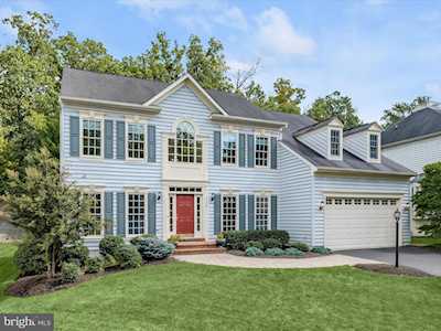 5125 Crestwood Ln SE Ellicott City, MD 21043