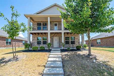 3016 Keri Drive Lancaster, TX 75146