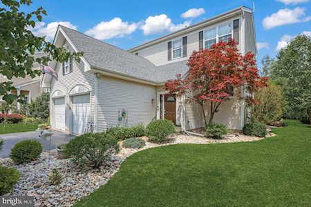 60 Manley Rd Pennington, NJ 08534