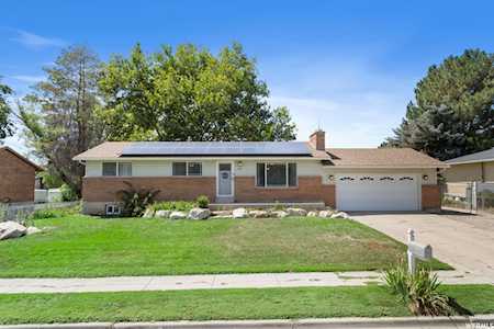 1622 S 1100 W Syracuse, UT 84075