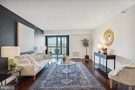 900 N Stafford St #1703 Arlington, VA 22203