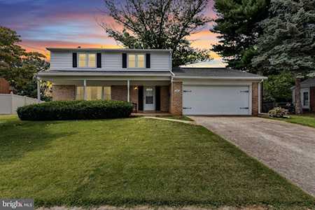 208 Green Lane Dr Camp Hill, PA 17011