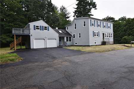 29 Pine St North Smithfield, RI 02896