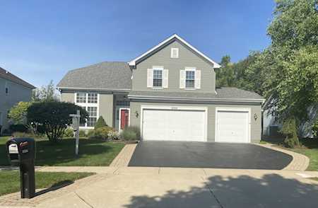 2324 Tracy Ln Algonquin, IL 60102