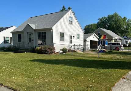 1212 9th St Green Bay, City of Green Bay, WI 54304